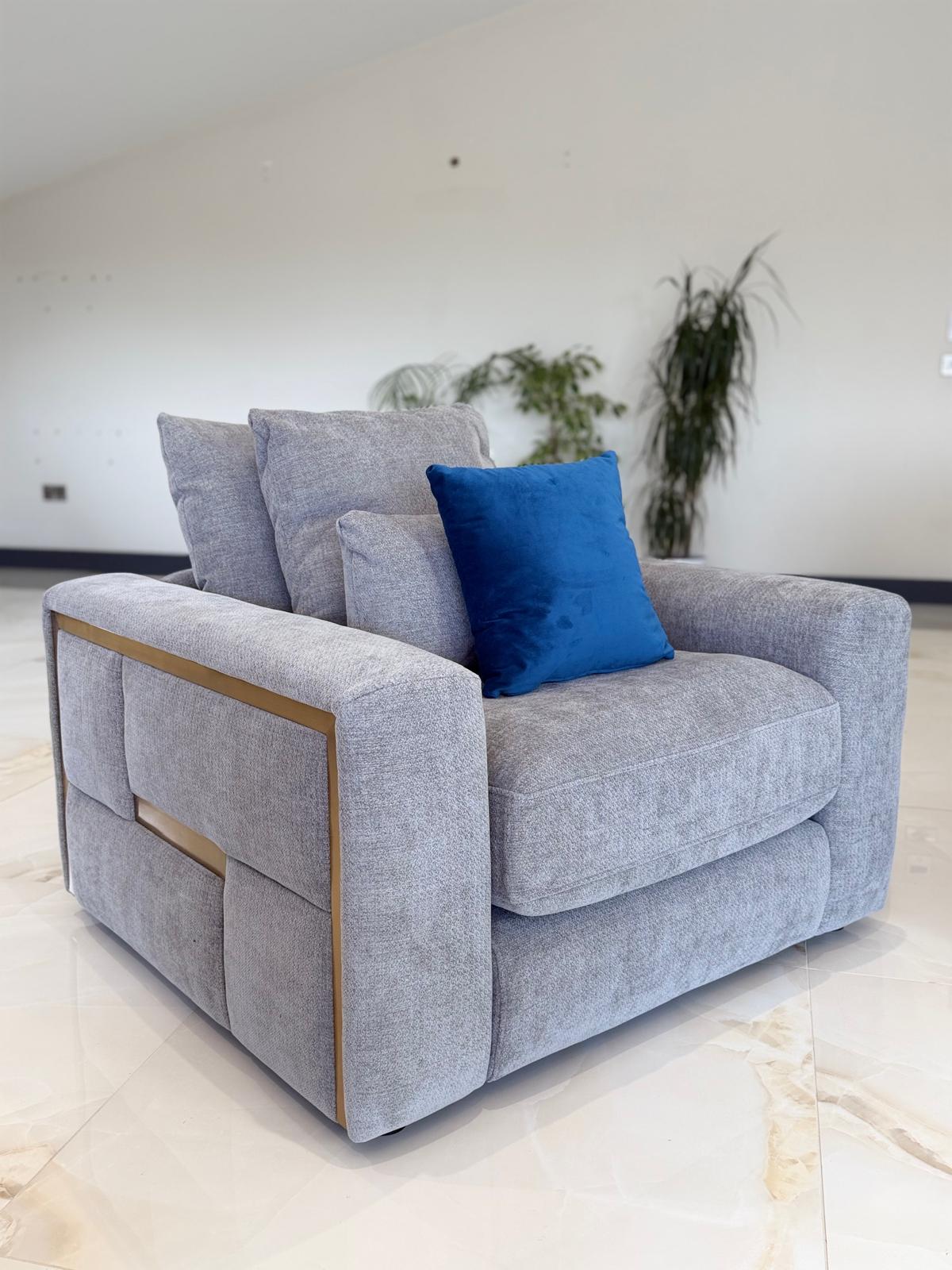Jupiter Armchair